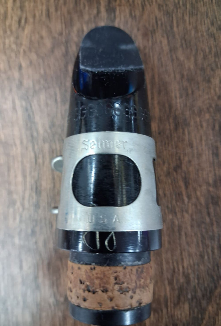 Used Gigliotti Model P Hard Rubber Clarinet Mouthpiece - With Ligature and Cap 2